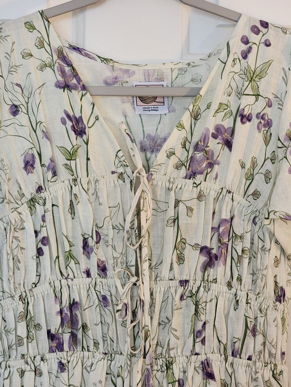 Linennaive Short Sleeve Linen Midi Floral Dress With Lace - Picture 5 of 10